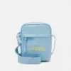 Lacoste UNISEX EXCLUSIVE - Sac Bandoulière - Light Blue