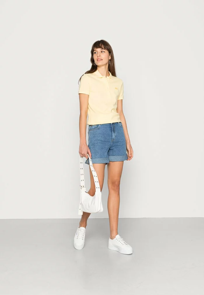 Lacoste PF5462_6XP - Polo - Napolitan Yellow 2 Lacoste PF5462_6XP - Polo - Napolitan Yellow – Image 2