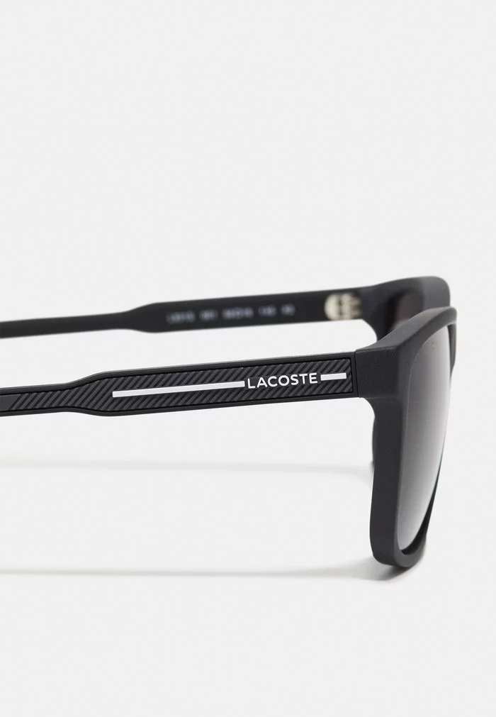 Lacoste Lunettes De Soleil - Matte Black 4 Lacoste Lunettes De Soleil - Matte Black – Image 4