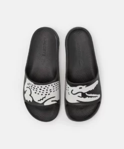 Lacoste CROCO - Sandales De Bain - Black/white -Lacoste Soldes Magasin 025d00fd9719401b9fc890a14f581edd