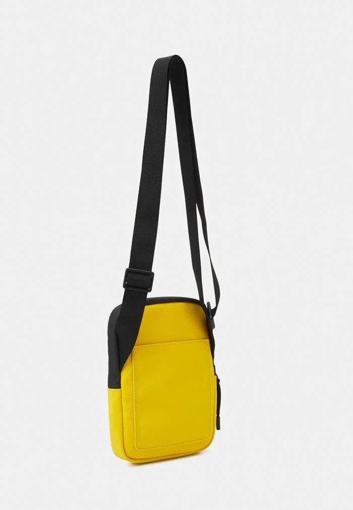 Lacoste UNISEX - Sac Bandoulière - Genet Noir 2 Lacoste UNISEX - Sac Bandoulière - Genet Noir – Image 2