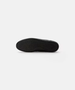 Lacoste CHAYMON - Baskets Basses - Blk/blk 10 Lacoste CHAYMON - Baskets Basses - Blk/blk -Lacoste Soldes Magasin 088083a969924078b6eeaefb2678129c