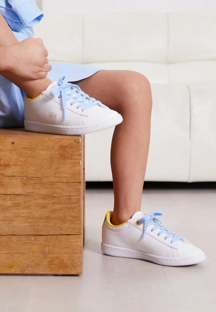 Lacoste CARNABY EXCLUSIVE - Baskets Basses - White/light Blue 1 Lacoste CARNABY EXCLUSIVE - Baskets Basses - White/light Blue