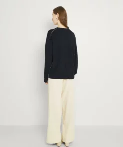 Lacoste ADY - Pullover - Bleu Marine 8 Lacoste ADY - Pullover - Bleu Marine -Lacoste Soldes Magasin 0c356762f9704ac4ba0a4e29b595fe7c