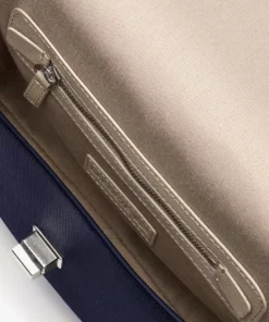 Lacoste Sac Bandoulière - Marine 166 -Lacoste Soldes Magasin 0c683c27f8be4c7cb7489c1cbadc73f5