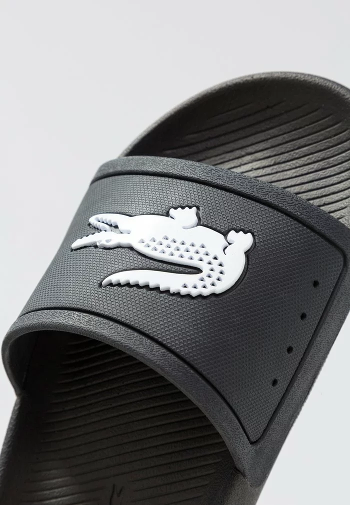 Lacoste CROCO SLIDE - Sandales De Bain - Black 3 Lacoste CROCO SLIDE - Sandales De Bain - Black – Image 3