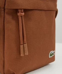 Lacoste VERTICAL CAMERA BAG - Sac Bandoulière - Otter 7 Lacoste VERTICAL CAMERA BAG - Sac Bandoulière - Otter -Lacoste Soldes Magasin 0d33fba3fe954983a0df6e1bc85b6753