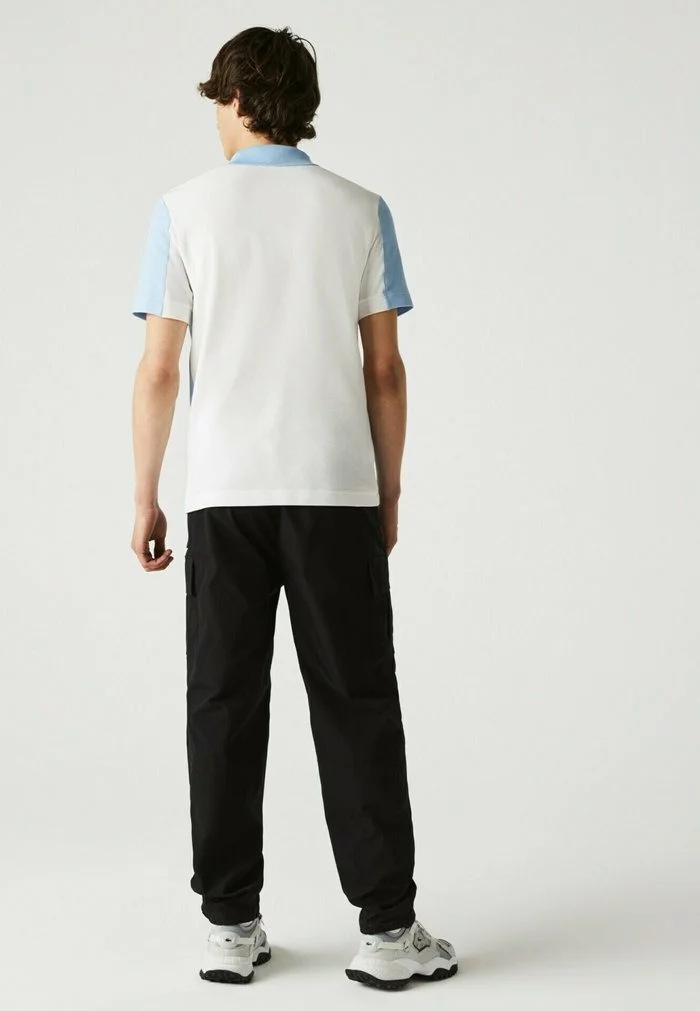 LACOSTE POLO MC - Polo - Blanc Bleu Clair 2 LACOSTE POLO MC - Polo - Blanc Bleu Clair – Image 2