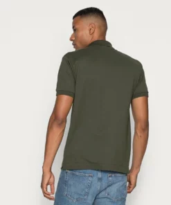 Lacoste Polo - Chlorophylle 8 Lacoste Polo - Chlorophylle -Lacoste Soldes Magasin 15523247ab3b467ca9afe9a3c372e649