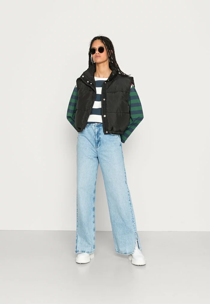 Lacoste T-shirt à Manches Longues - Multi Coloured 2 Lacoste T-shirt à Manches Longues - Multi Coloured – Image 2