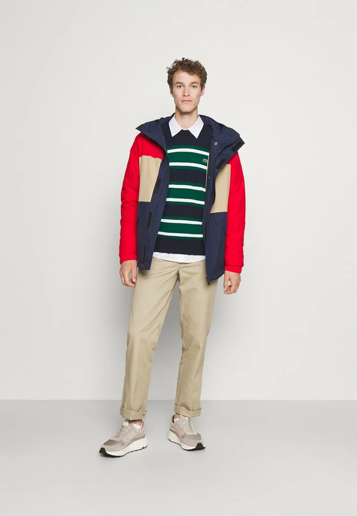 Lacoste Veste D'hiver - Navy Blue/red Viennese 2 Lacoste Veste D'hiver - Navy Blue/red Viennese – Image 2