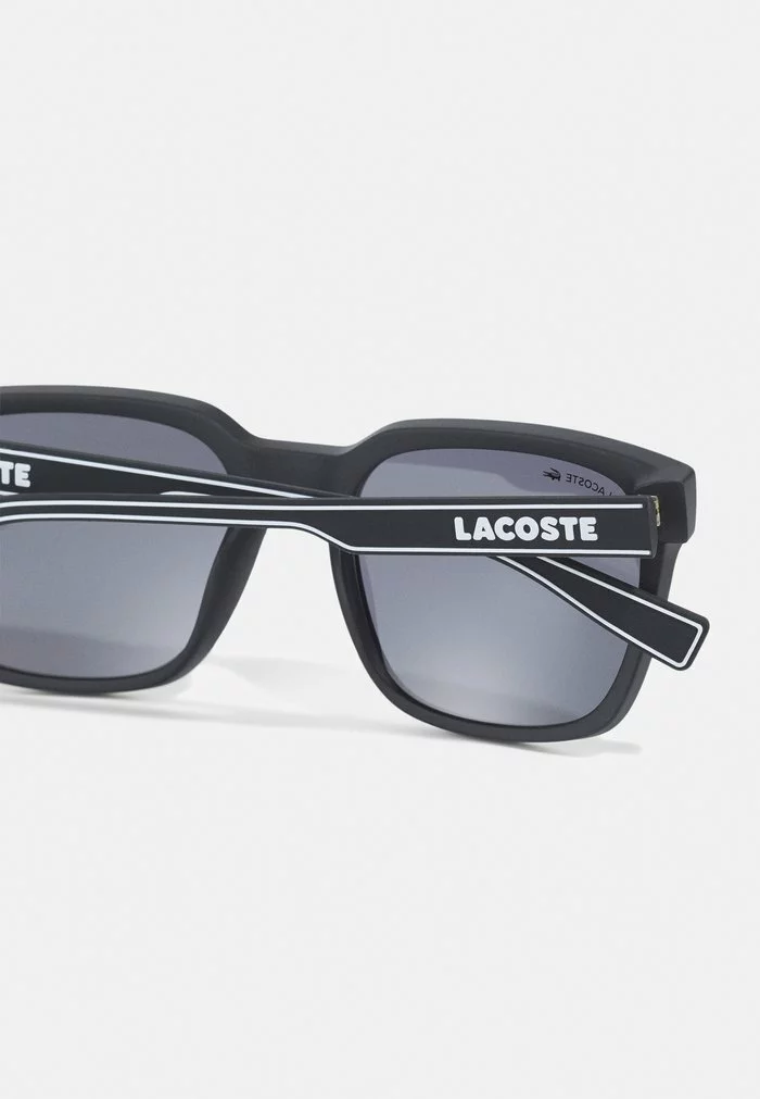 Lacoste Lunettes De Soleil - Matte Black 3 Lacoste Lunettes De Soleil - Matte Black – Image 3
