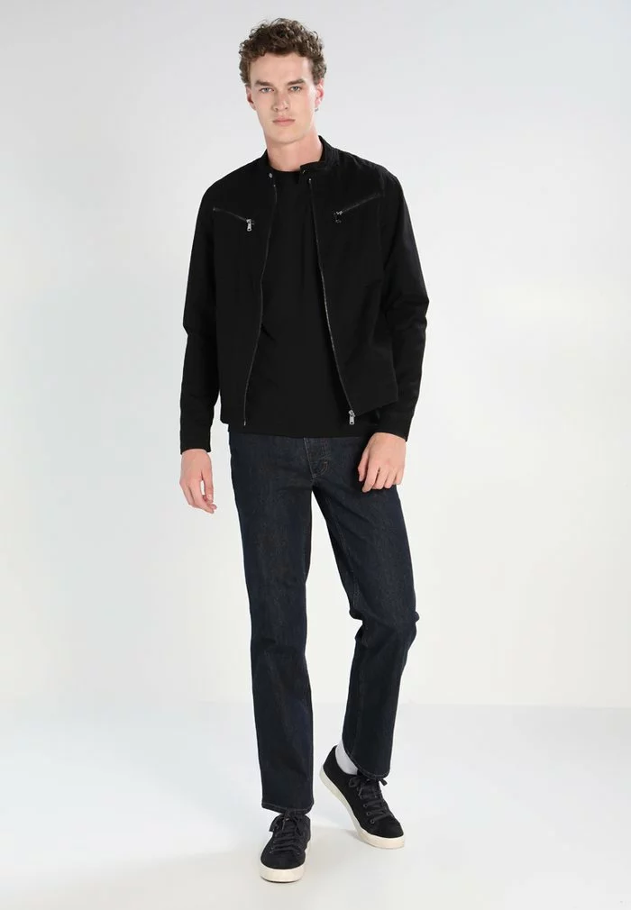 Lacoste T-shirt Basique - Black 2 Lacoste T-shirt Basique - Black – Image 2