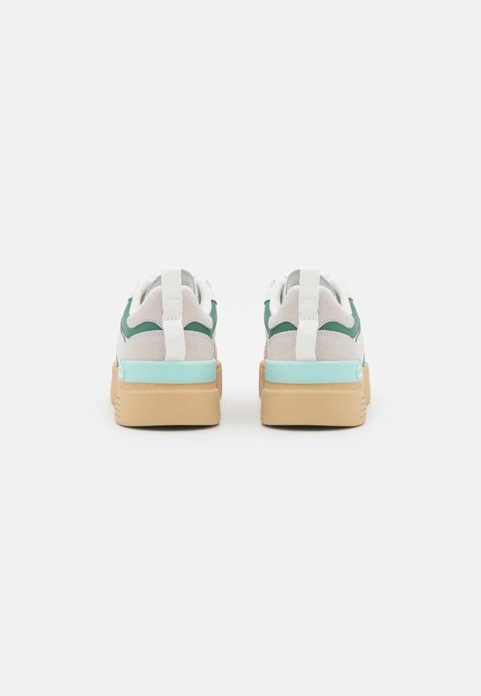 Lacoste Baskets Basses - Off-white/green 4 Lacoste Baskets Basses - Off-white/green – Image 4