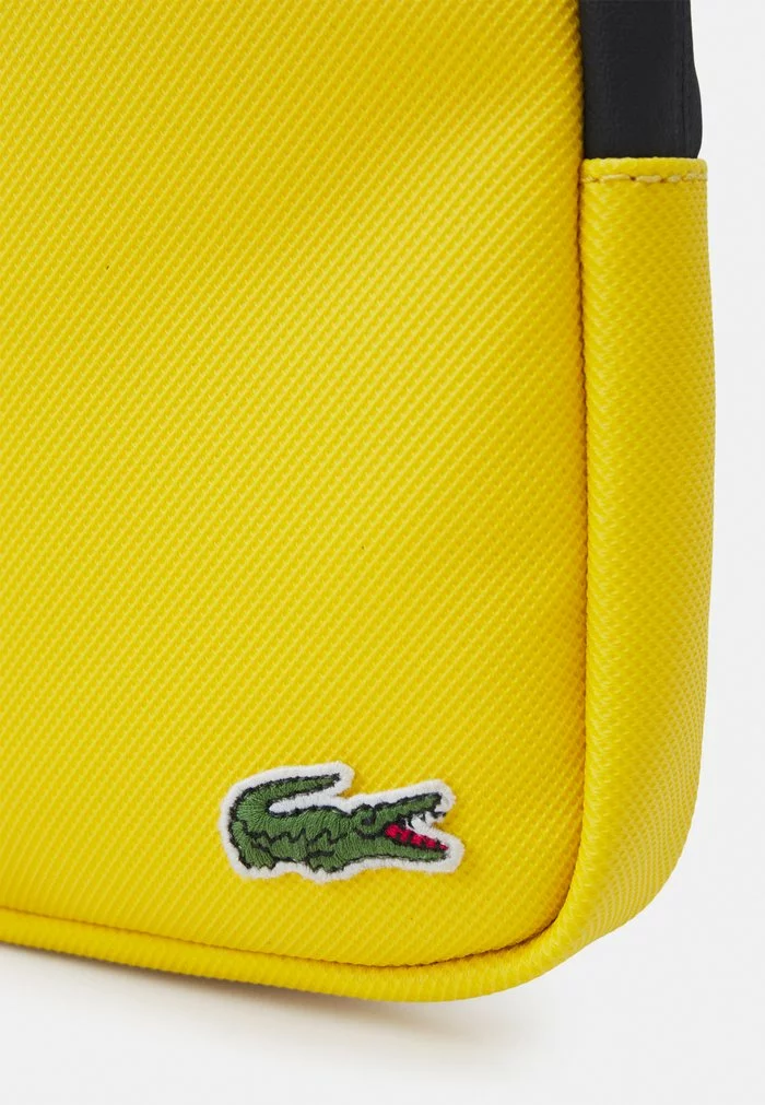 Lacoste UNISEX - Sac Bandoulière - Genet Noir 5 Lacoste UNISEX - Sac Bandoulière - Genet Noir – Image 5