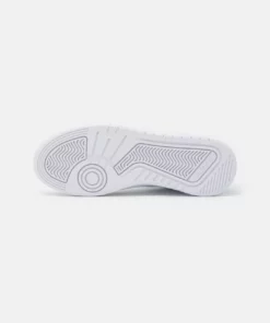 Lacoste Baskets Basses - Off White 10 Lacoste Baskets Basses - Off White -Lacoste Soldes Magasin 1de877f5138348ff847d6b2333435aa5