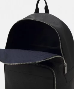 Lacoste CITY COURT UNISEX - Sac à Dos - Noir 10 Lacoste CITY COURT UNISEX - Sac à Dos - Noir -Lacoste Soldes Magasin 1f4f9caa0aa74c2db90c588f7837d825