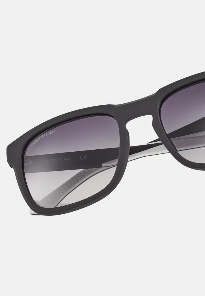 Lacoste Lunettes De Soleil - Matte Black 5 Lacoste Lunettes De Soleil - Matte Black – Image 5