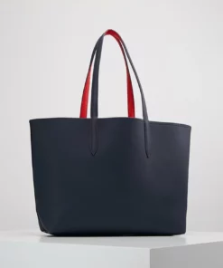 Lacoste REVERSIBLE - Cabas - Peacoat Salsa 14 Lacoste REVERSIBLE - Cabas - Peacoat Salsa -Lacoste Soldes Magasin 21427e0803384d3fa182dea42e54c20a