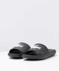 Lacoste CROCO SLIDE - Sandales De Bain - Black 11 Lacoste CROCO SLIDE - Sandales De Bain - Black -Lacoste Soldes Magasin 28ee941b43a147c0a5ffae0ddce9706d
