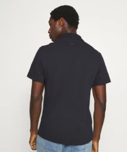 Lacoste Polo - Dark Blue 7 Lacoste Polo - Dark Blue -Lacoste Soldes Magasin 2fec8b1730264f3c8d3b0816b5fecdaf