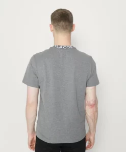 Lacoste T-shirt Imprimé - Mine Chine -Lacoste Soldes Magasin 2ffccbf3eff4470a9c569fedaf79716a