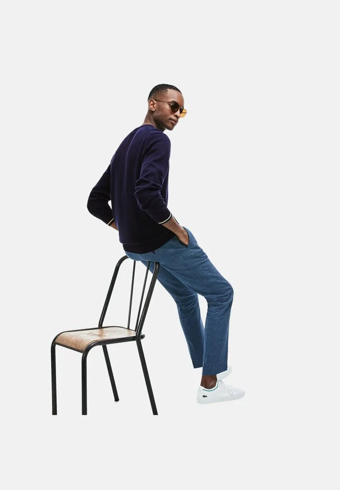 Lacoste Sweatshirt - Bleu Marine / Blanc 4 Lacoste Sweatshirt - Bleu Marine / Blanc – Image 4