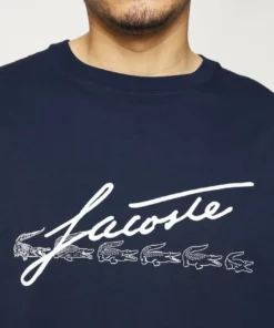Lacoste PLUS - T-shirt Imprimé - Navy Blue 15 Lacoste PLUS - T-shirt Imprimé - Navy Blue -Lacoste Soldes Magasin 32eef8d4f007468099fed6853aac8dd2