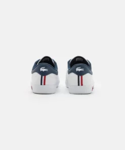 Lacoste POWERCOURT - Baskets Basses - White/navy/red 8 Lacoste POWERCOURT - Baskets Basses - White/navy/red -Lacoste Soldes Magasin 33eb5f95fe744f4e9c0eda12948ea896