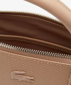 Lacoste À POIGNÉES - Sac à Main - Amande -Lacoste Soldes Magasin 367c8f72f8e342afa37876d4e941f3c7