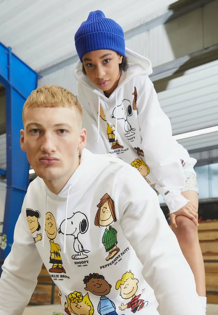 Lacoste Sweat à Capuche - White 2 Lacoste Sweat à Capuche - White – Image 2