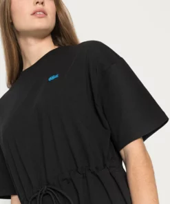 Lacoste EXCLUSIVE - Robe En Jersey - Black 9 Lacoste EXCLUSIVE - Robe En Jersey - Black -Lacoste Soldes Magasin 3a98537a842e4d32a048493d5c867764