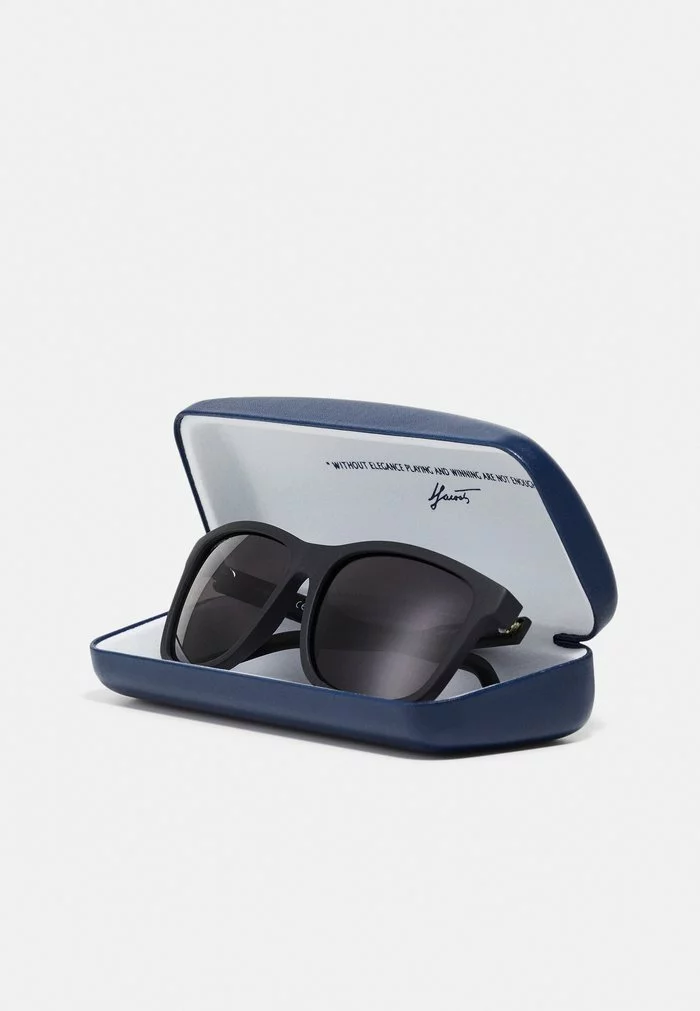 Lacoste Lunettes De Soleil - Matte Black 3 Lacoste Lunettes De Soleil - Matte Black – Image 3