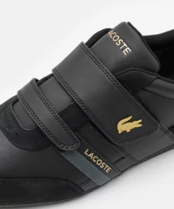 Lacoste Baskets Basses - Black/dark Grey 11 Lacoste Baskets Basses - Black/dark Grey -Lacoste Soldes Magasin 4d0551e3ea214cc2bfa102e6ddea0cd6