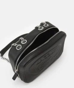 Lacoste NF3391NL - Sac Bandoulière - Black -Lacoste Soldes Magasin 500df2eb1b254e5fafce55056f05c0c0