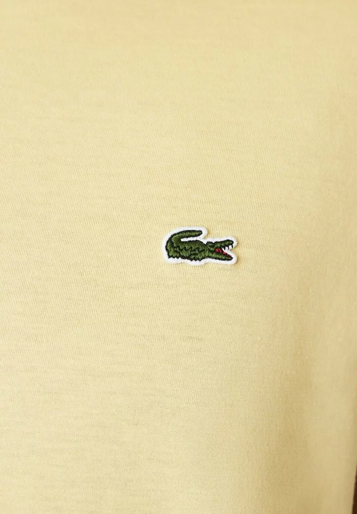 Lacoste T-shirt Basique - Jaune 3 Lacoste T-shirt Basique - Jaune – Image 3