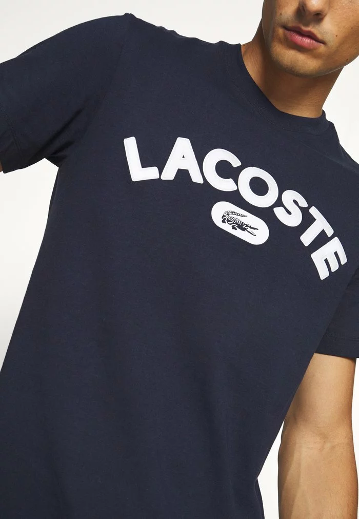 Lacoste T-shirt Imprimé - Marine 4 Lacoste T-shirt Imprimé - Marine – Image 4