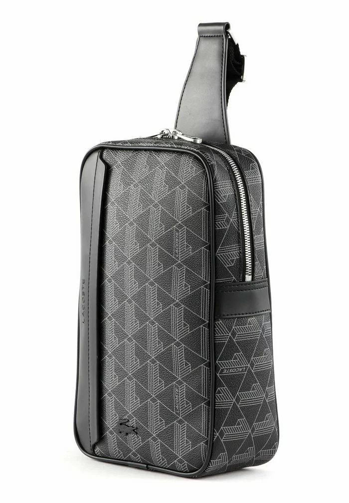 Lacoste THE BLEND - Sac Bandoulière - Allover Monogram Noir/ Gris 3 Lacoste THE BLEND - Sac Bandoulière - Allover Monogram Noir/ Gris – Image 3