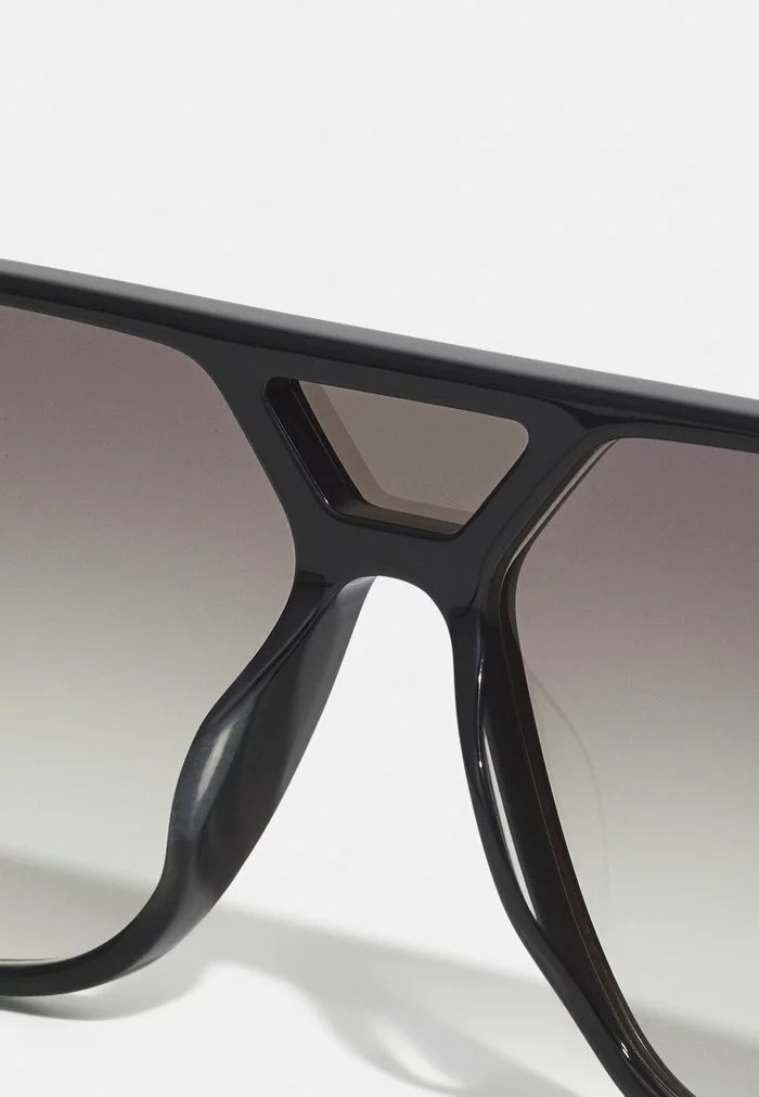 Lacoste UNISEX - Lunettes De Soleil - Onyx 5 Lacoste UNISEX - Lunettes De Soleil - Onyx – Image 5