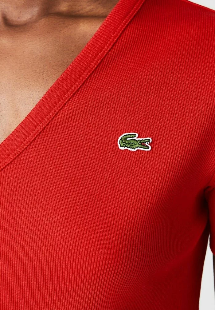 Lacoste T-shirt Basique - Rouge 3 Lacoste T-shirt Basique - Rouge – Image 3