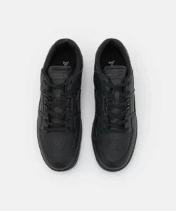 Lacoste COURT CAGE - Baskets Basses - Black 9 Lacoste COURT CAGE - Baskets Basses - Black -Lacoste Soldes Magasin 596bff239bec40f1b8f9c499d8e9750f