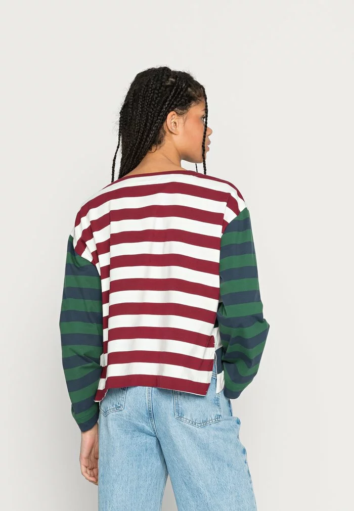 Lacoste T-shirt à Manches Longues - Multi Coloured 3 Lacoste T-shirt à Manches Longues - Multi Coloured – Image 3