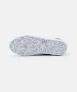 Lacoste POWERCOURT - Baskets Basses - White/light Pink 10 Lacoste POWERCOURT - Baskets Basses - White/light Pink -Lacoste Soldes Magasin 6adb77929b6b463ca0fb1d5c7babea26