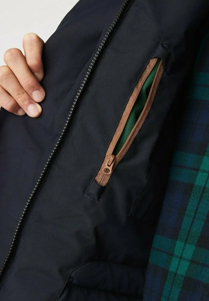 Lacoste Veste D'hiver - Bleu Marine Marron 3 Lacoste Veste D'hiver - Bleu Marine Marron – Image 3