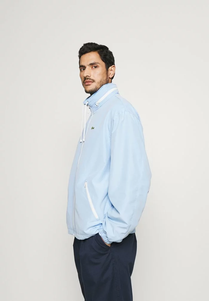 Lacoste Veste Légère - Light Blue 5 Lacoste Veste Légère - Light Blue – Image 5