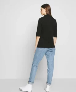 Lacoste Polo - Black 7 Lacoste Polo - Black -Lacoste Soldes Magasin 75143ed52fae4fb295ec6f3fde7a25e3