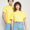 Lacoste EXCLUSIVE UNISEX GUEOE - T-shirt Imprimé - Yellow