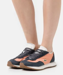 Lacoste MATCH BREAK - Baskets Basses - Pink/offwhite