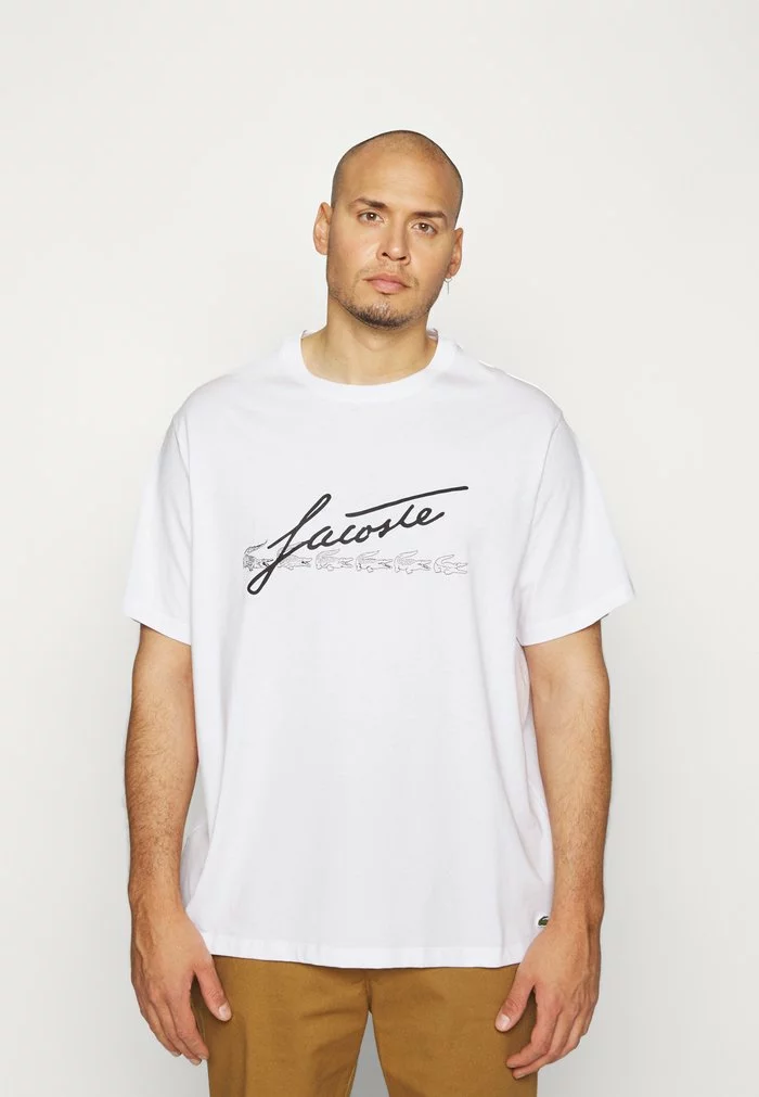Lacoste PLUS - T-shirt Imprimé - White 3 Lacoste PLUS - T-shirt Imprimé - White – Image 3