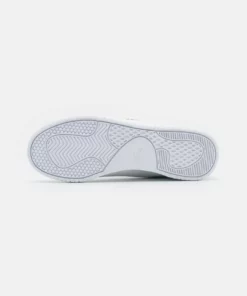 Lacoste TWIN SERVE - Baskets Basses - White 10 Lacoste TWIN SERVE - Baskets Basses - White -Lacoste Soldes Magasin 7b38e43177fa4552ac2e97d34416acb9